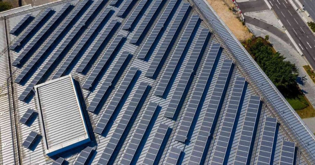 Benefits of Using Solar Panels and Their Average Cost in Malaysia